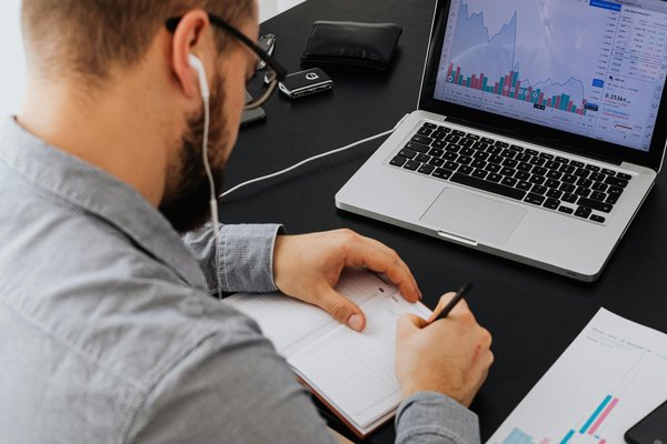 ¿Cómo mejorar el sistema de refrigeración para optimizar el rendimiento?